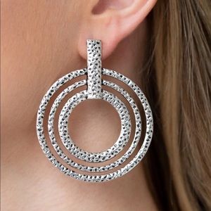 ❤️‍🔥5/$25❤️‍🔥 Ever Elliptical Silver Earrings